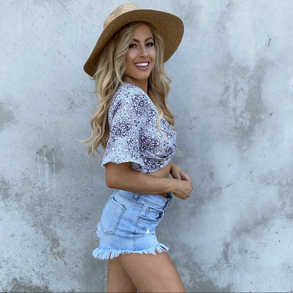 Honey Punch Front Twist Crop Top - Picture 2 of 11